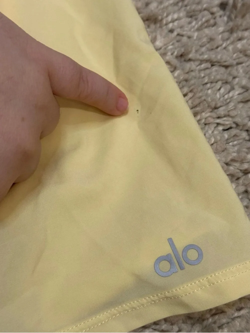 Alo Yoga Tiebreaker Shorts Lemon Ice Size XS